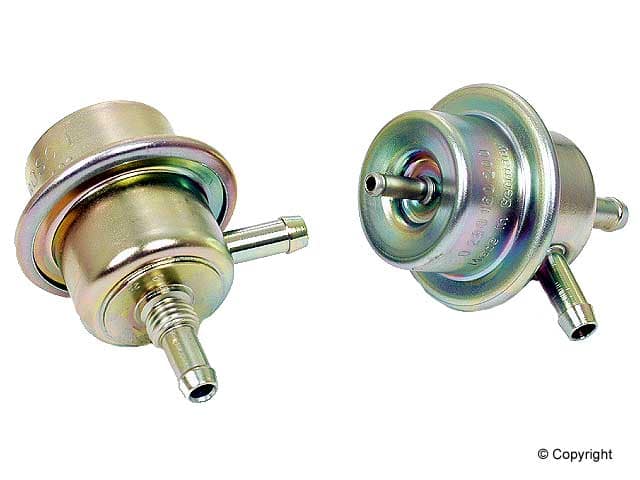 Fuel Pressure Regulator for 75-79 VW Bus and 80-83 Air Cooled Vanagon