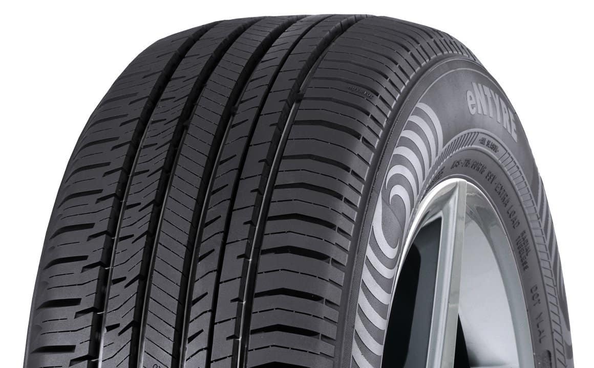Nokian eNTYRE All-Season Radial Tire - 215/60R16 99V