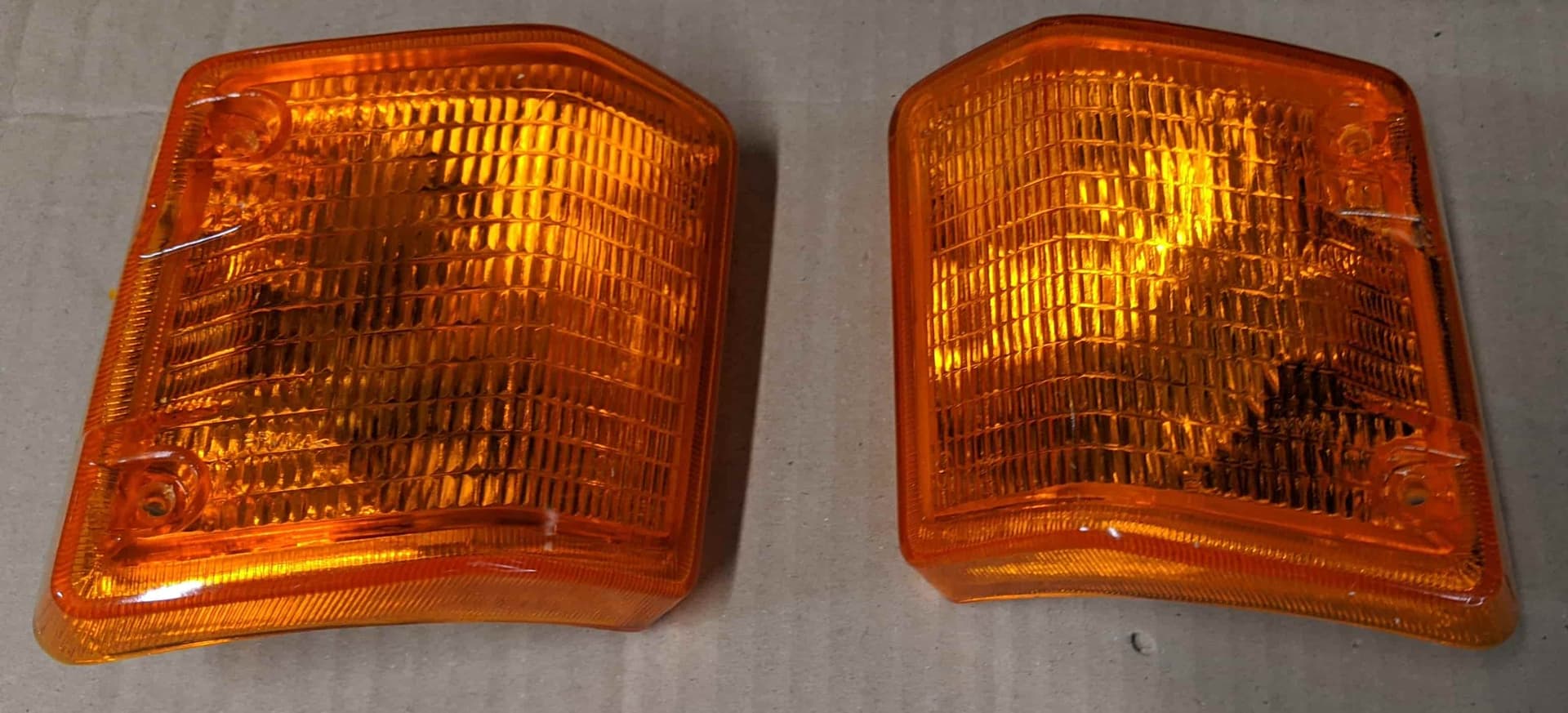 Pair for front turn signal lenses for all Vanagon- European Made
